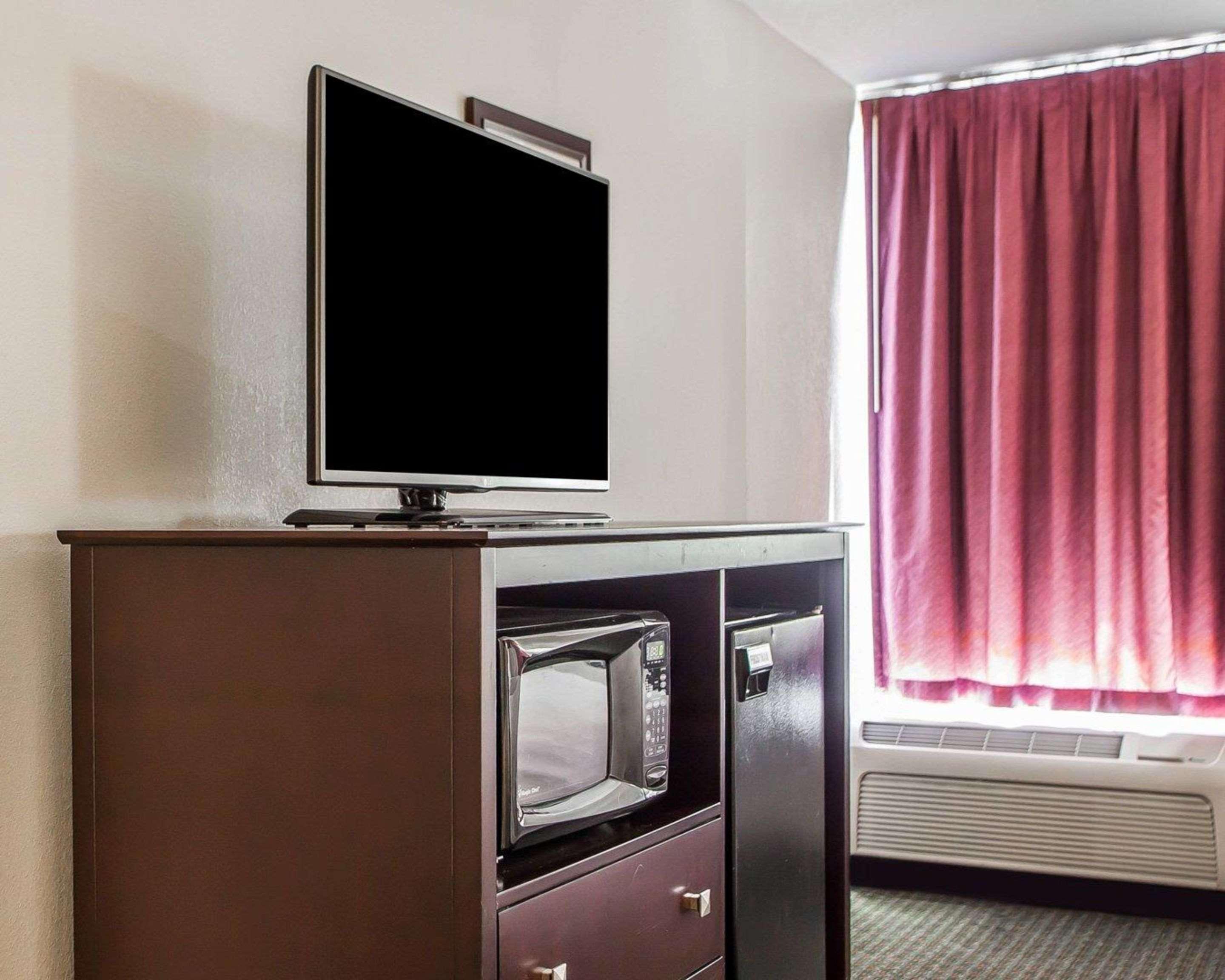 Comfort Inn & Suites Wyomissing-Reading 외부 사진