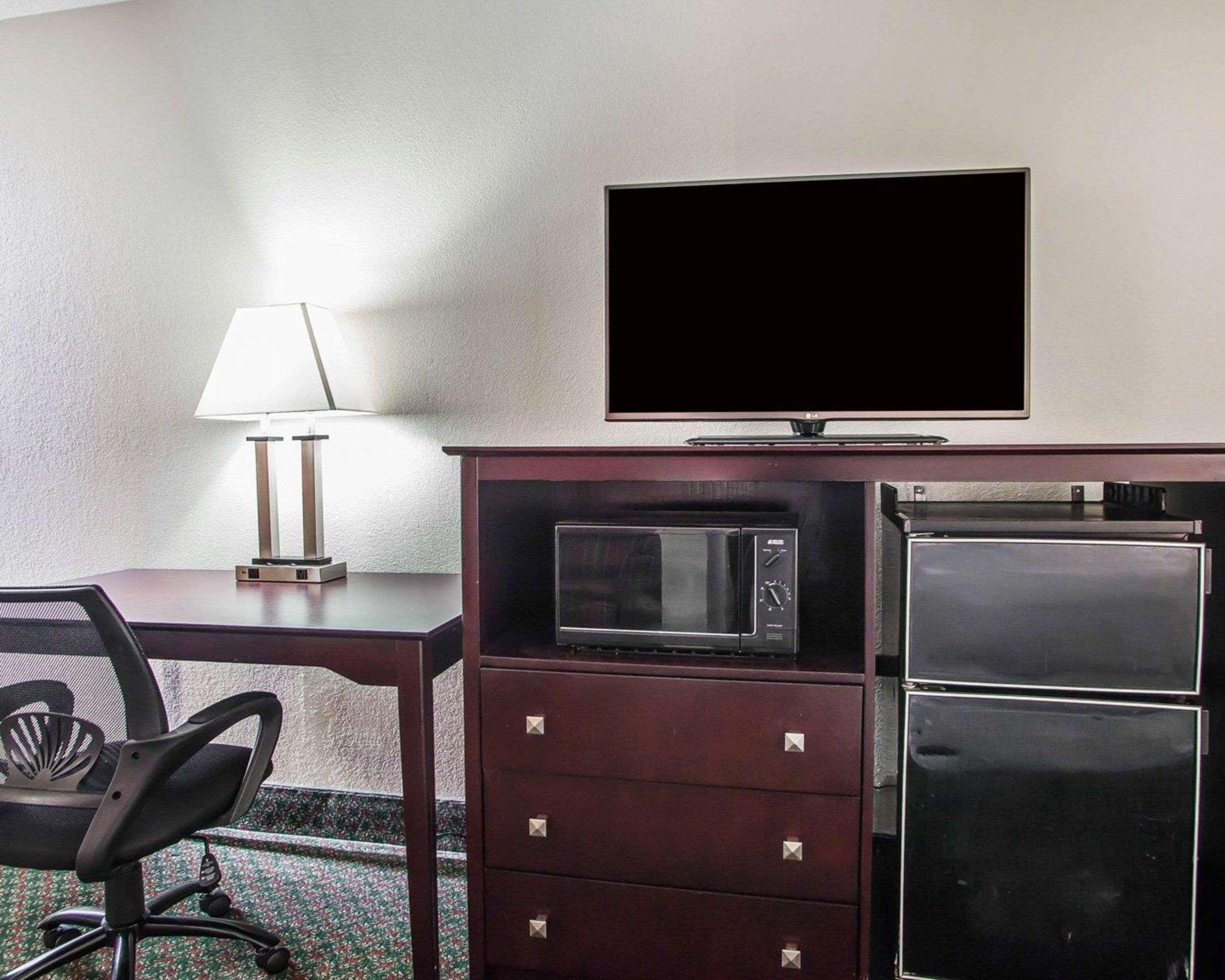 Comfort Inn & Suites Wyomissing-Reading 외부 사진
