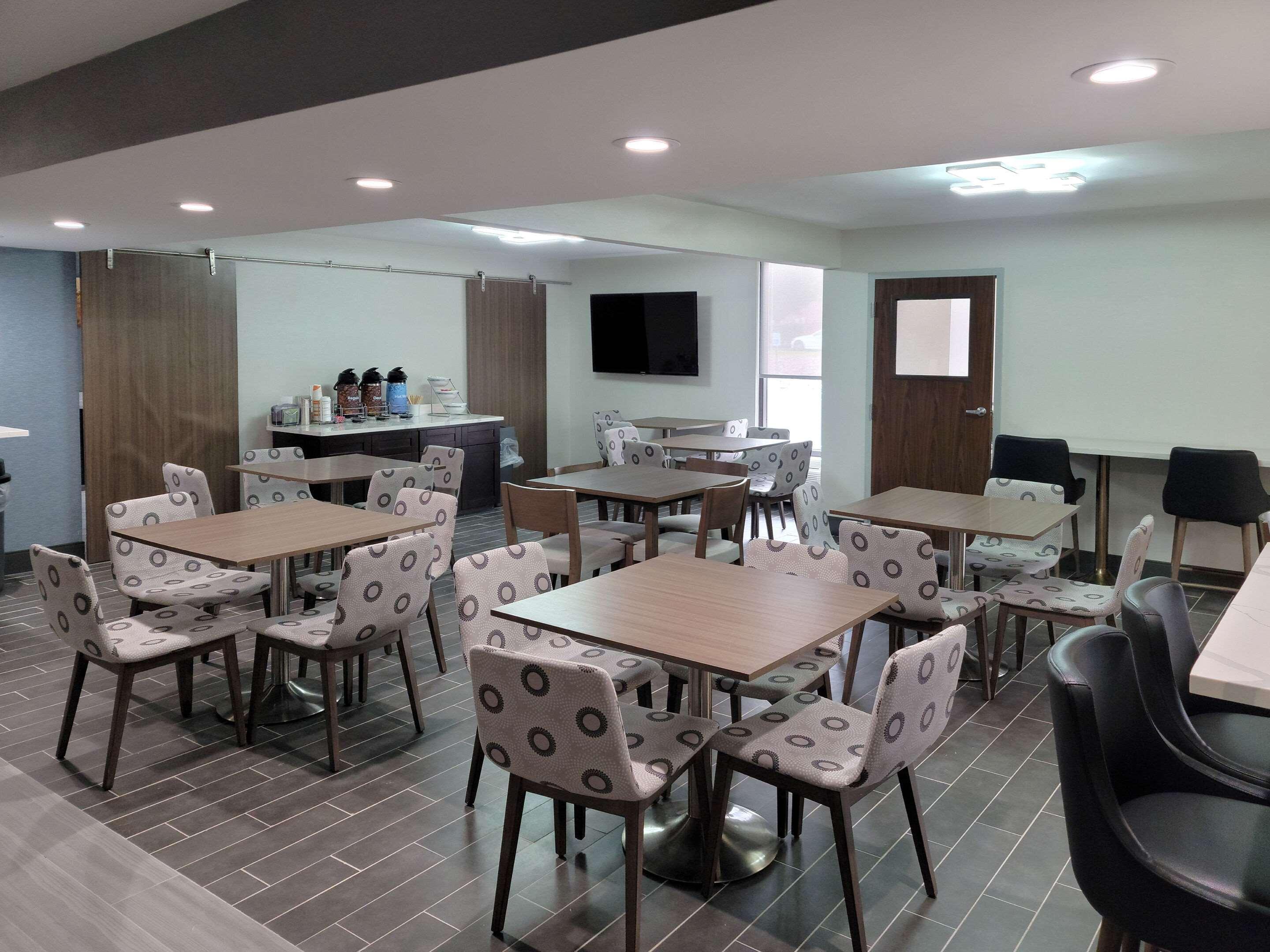 Comfort Inn & Suites Wyomissing-Reading 외부 사진