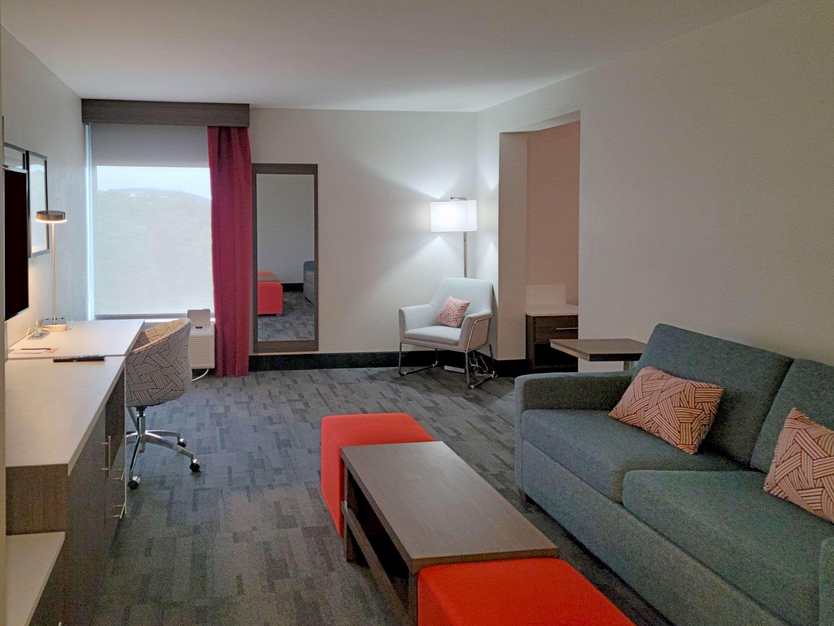 Comfort Inn & Suites Wyomissing-Reading 외부 사진