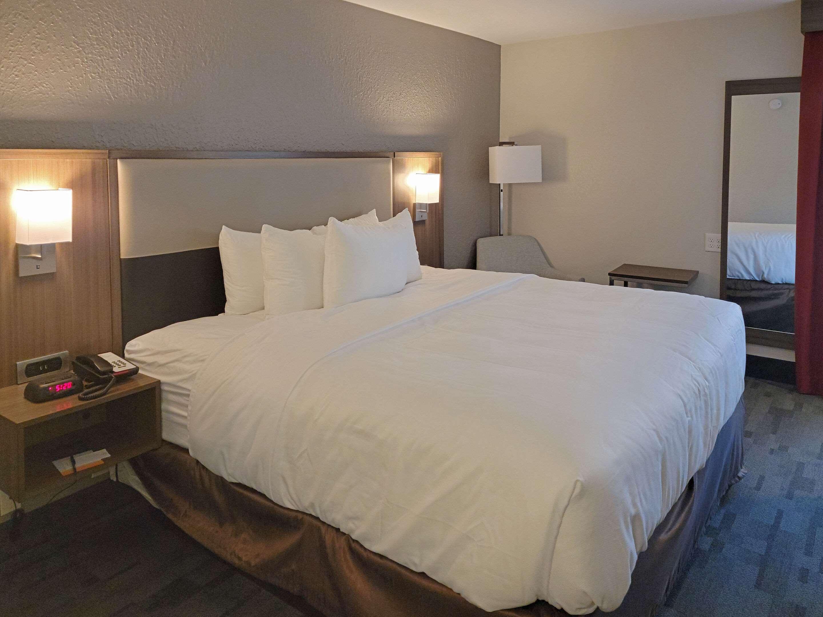 Comfort Inn & Suites Wyomissing-Reading 외부 사진
