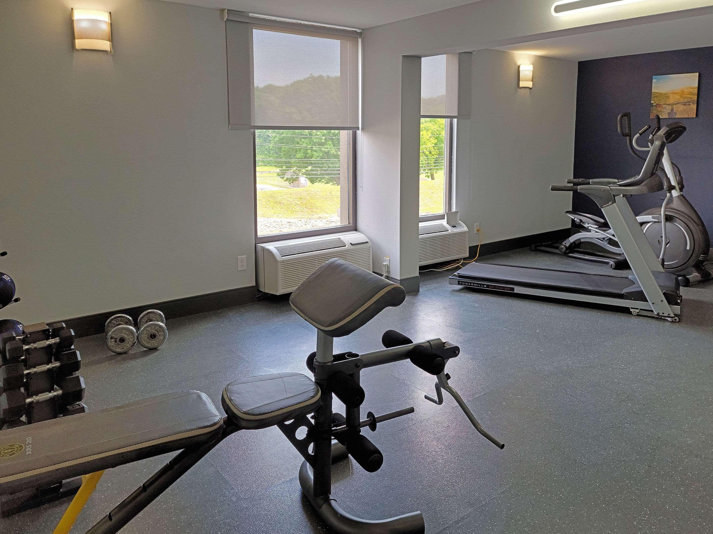 Comfort Inn & Suites Wyomissing-Reading 외부 사진