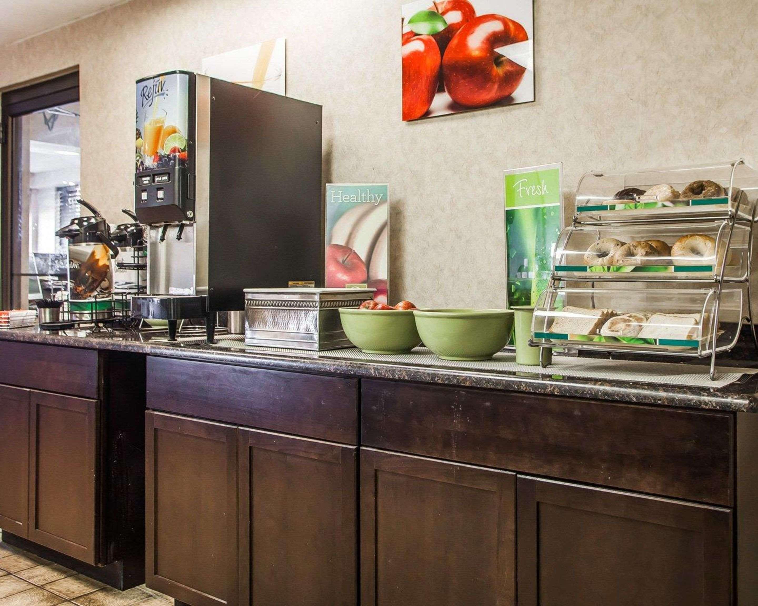 Comfort Inn & Suites Wyomissing-Reading 외부 사진