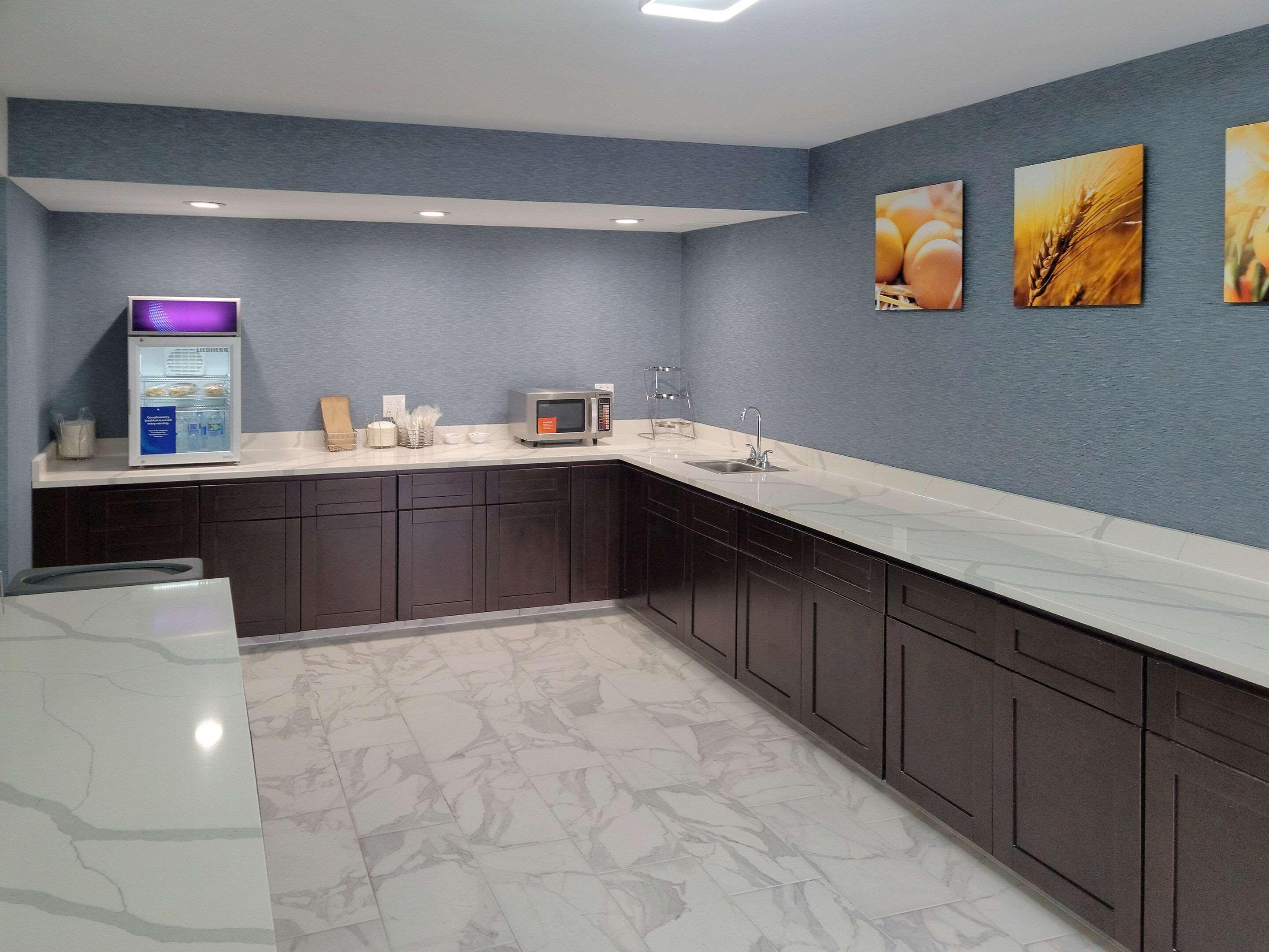 Comfort Inn & Suites Wyomissing-Reading 외부 사진